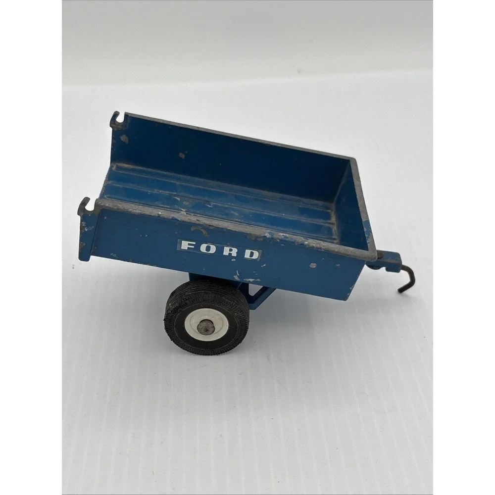 Ertl Blue Ford Toy Forage Wagon 1970's Trailer Bed Diecast 815-7211A Made USA